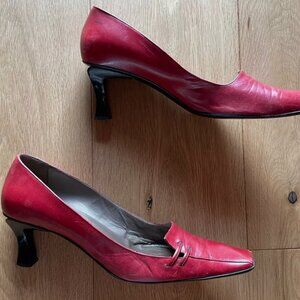 The go-anywhere, do-everything red heels! Vintage Sergio Rossi, 40